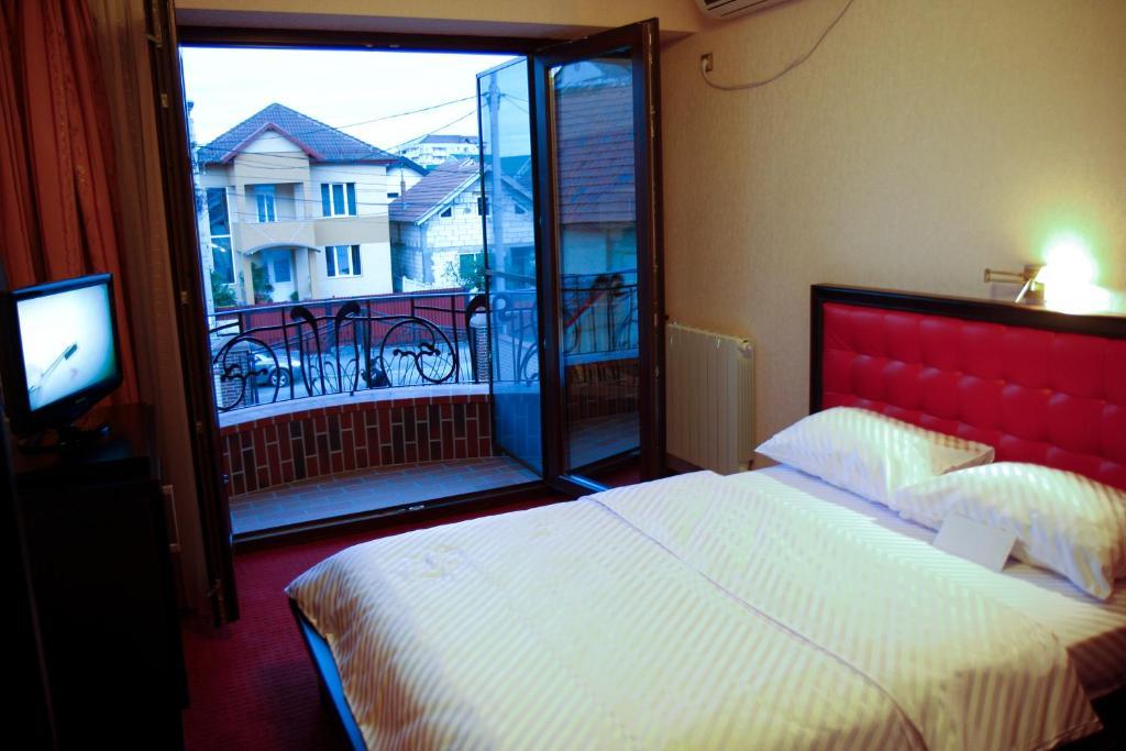 Hotel Anna Junior Târgu Jiu الغرفة الصورة