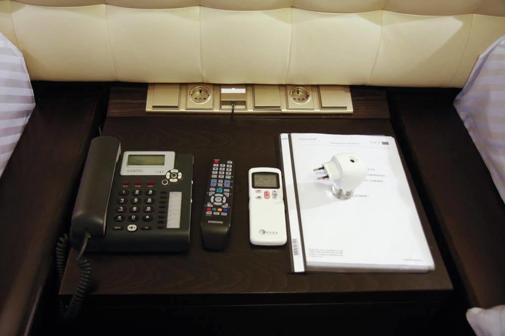 Hotel Anna Junior Târgu Jiu الغرفة الصورة