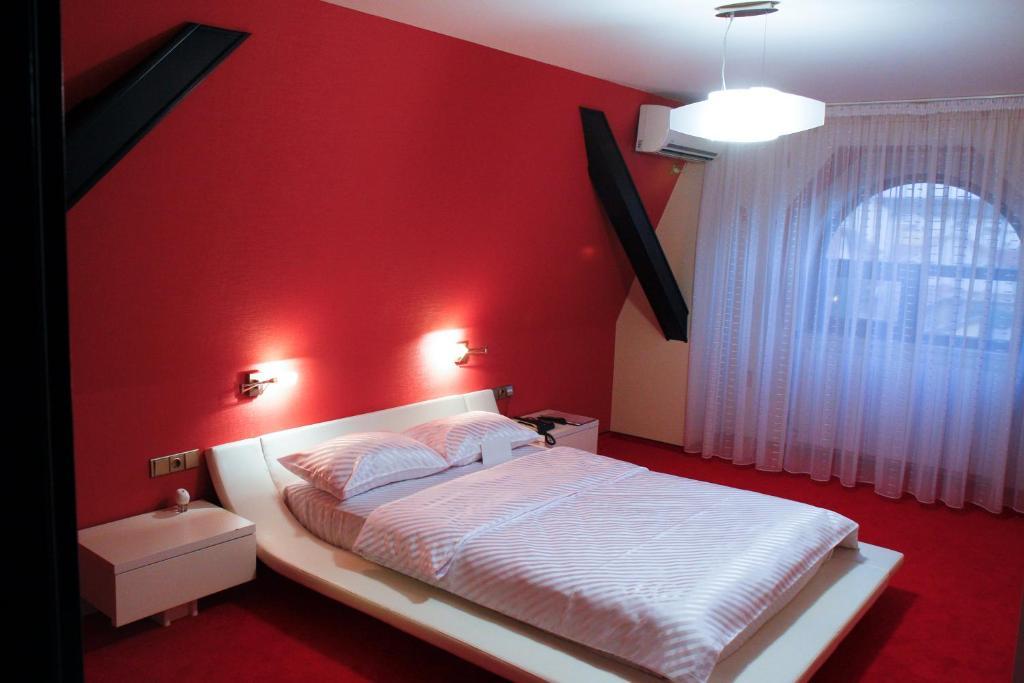 Hotel Anna Junior Târgu Jiu الغرفة الصورة