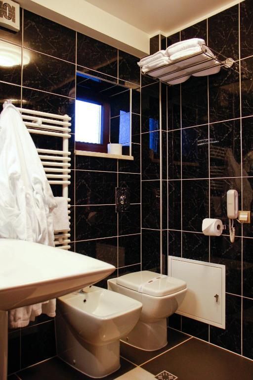 Hotel Anna Junior Târgu Jiu الغرفة الصورة